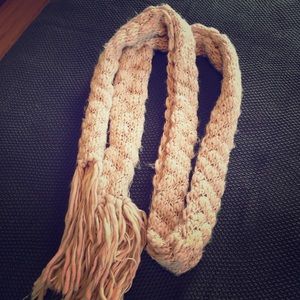 Pins and needles soft pink scarf